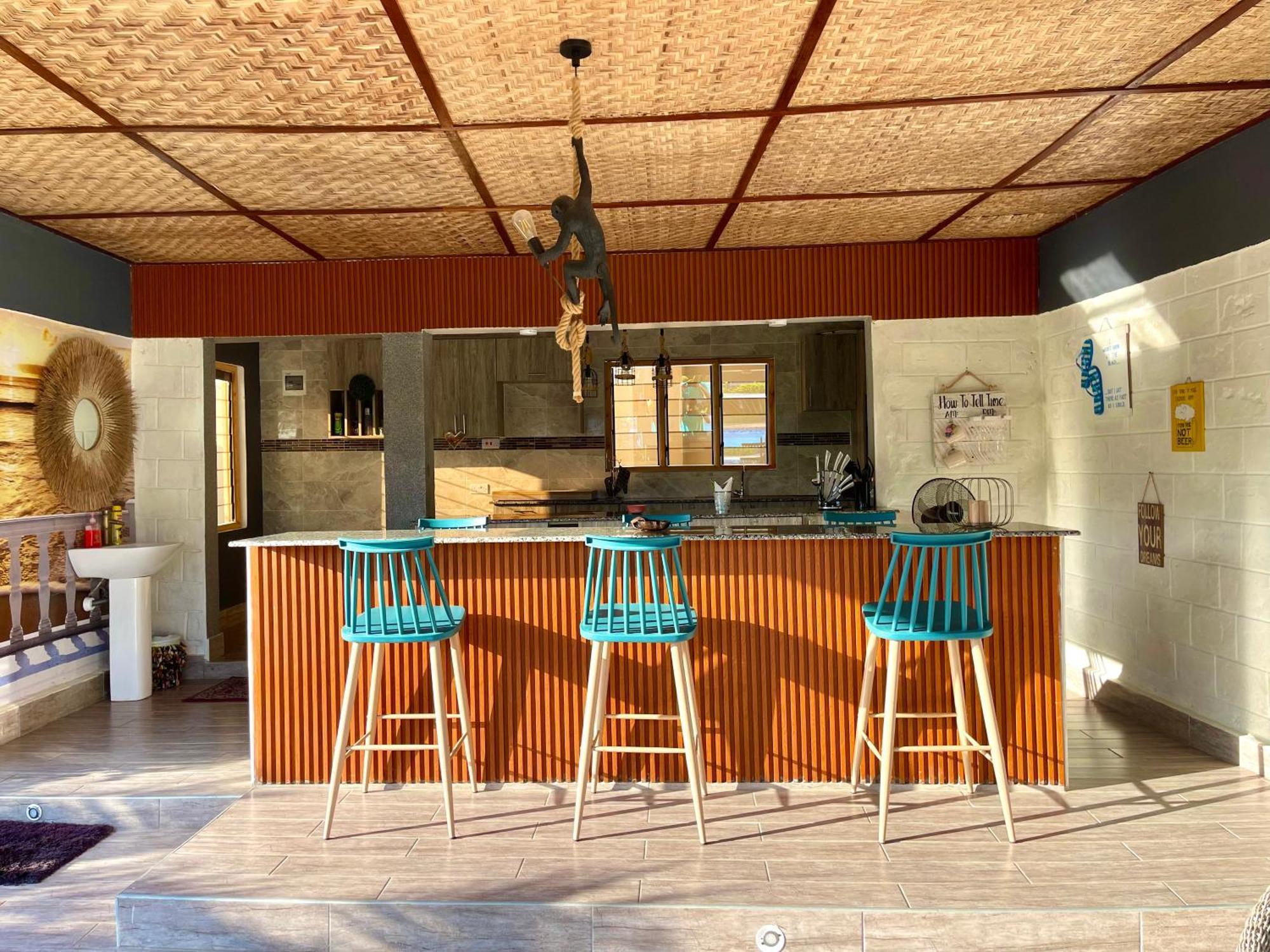 Diani Waterfalls Luxury Villa Galu Buitenkant foto