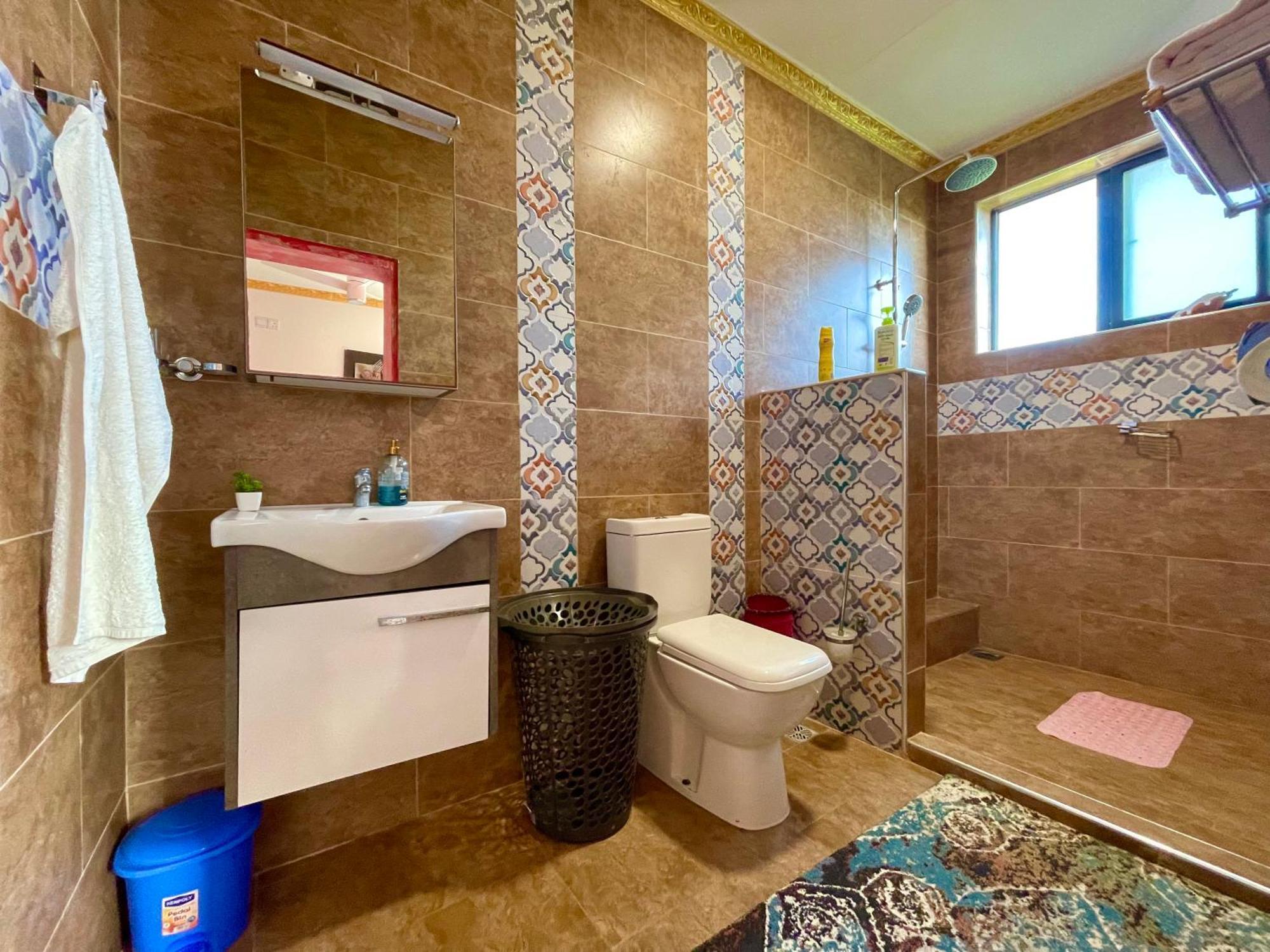 Diani Waterfalls Luxury Villa Galu Buitenkant foto